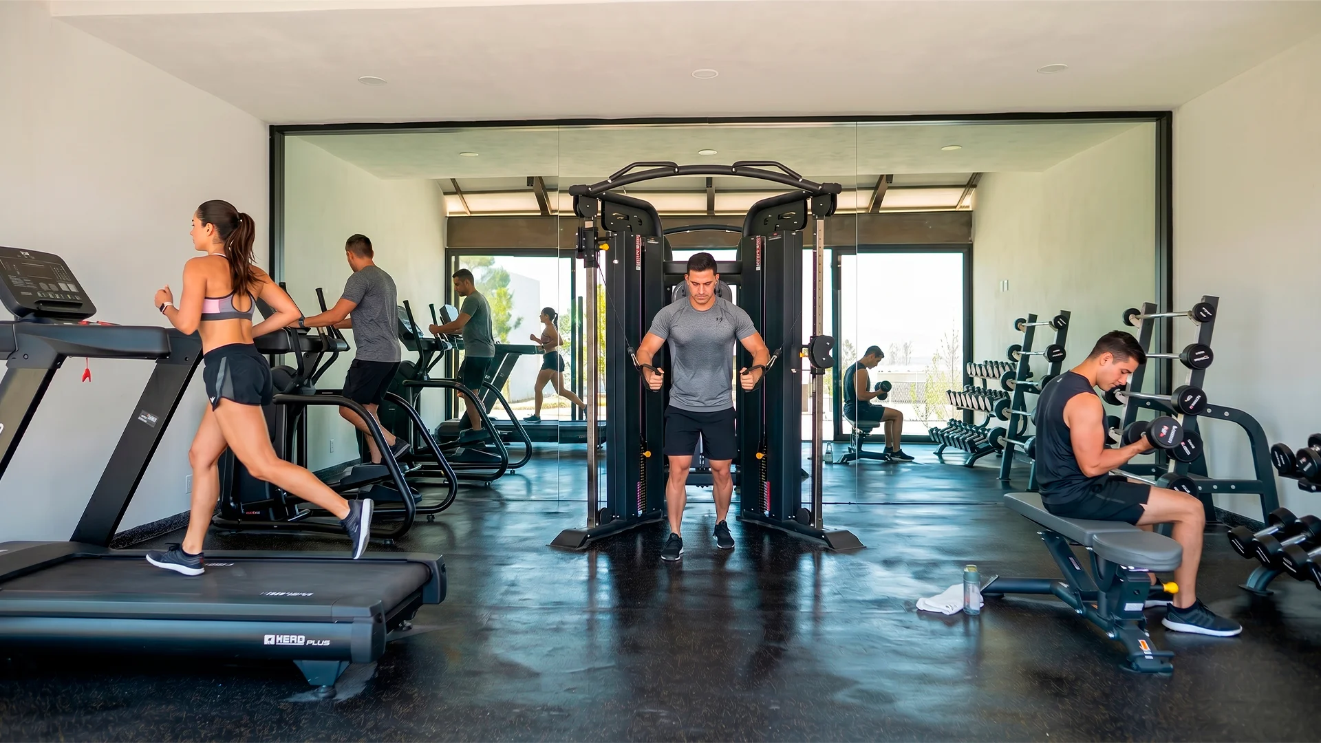 Gimnasio — Alía Residencial, El Marqués